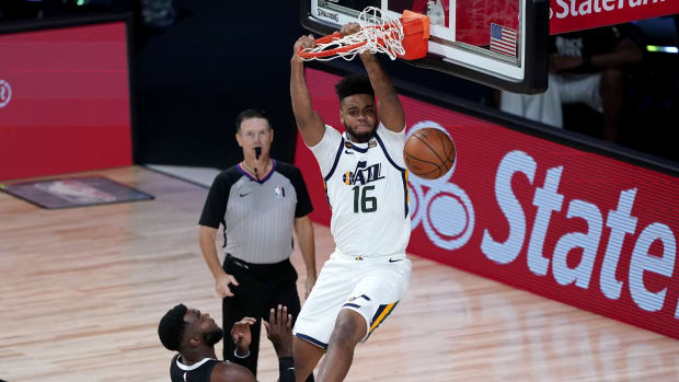 JazzJuwanMorganDunksGame2